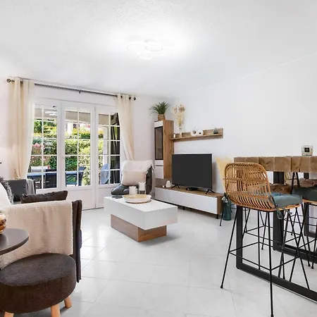 Διαμέρισμα Appart De Vacances 500m De La Mer Saint-Raphaël